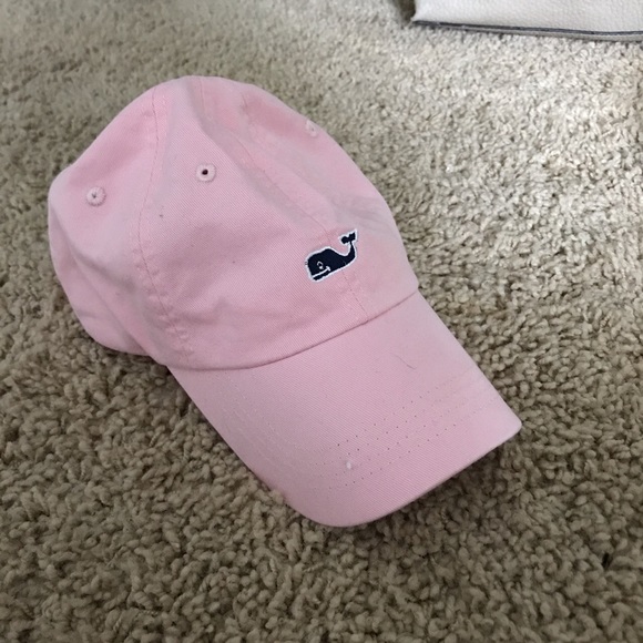 pink vineyard vines hat